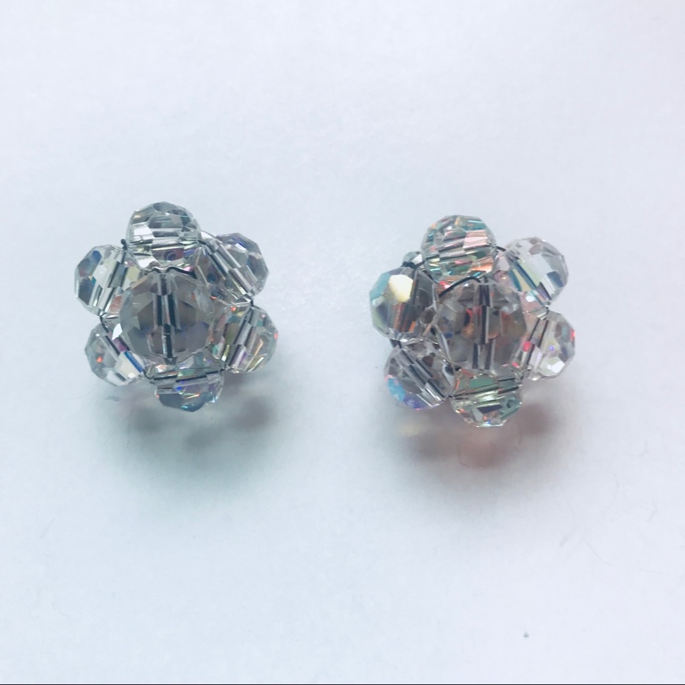 Vintage Flower Shape Crystal Earrings